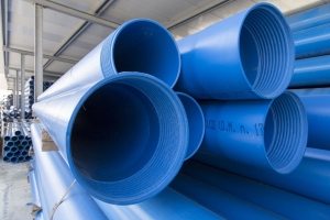 THREADED PIPES RIGID PVC COLOR BLUE ARTESIAN WELLS Particolare tubo in pvc maschio femmina TUBI PVC FILETTATI POZZI ARTESIANI